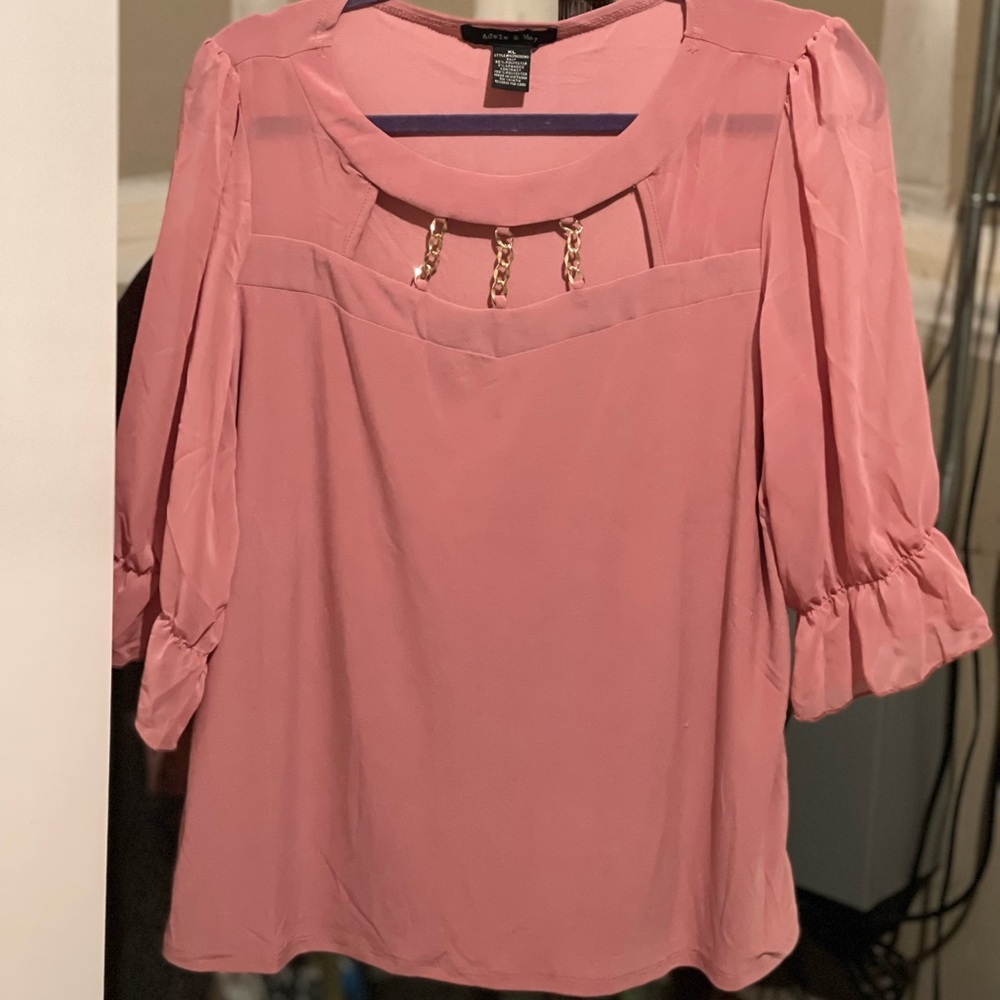 Super cute pink blouse